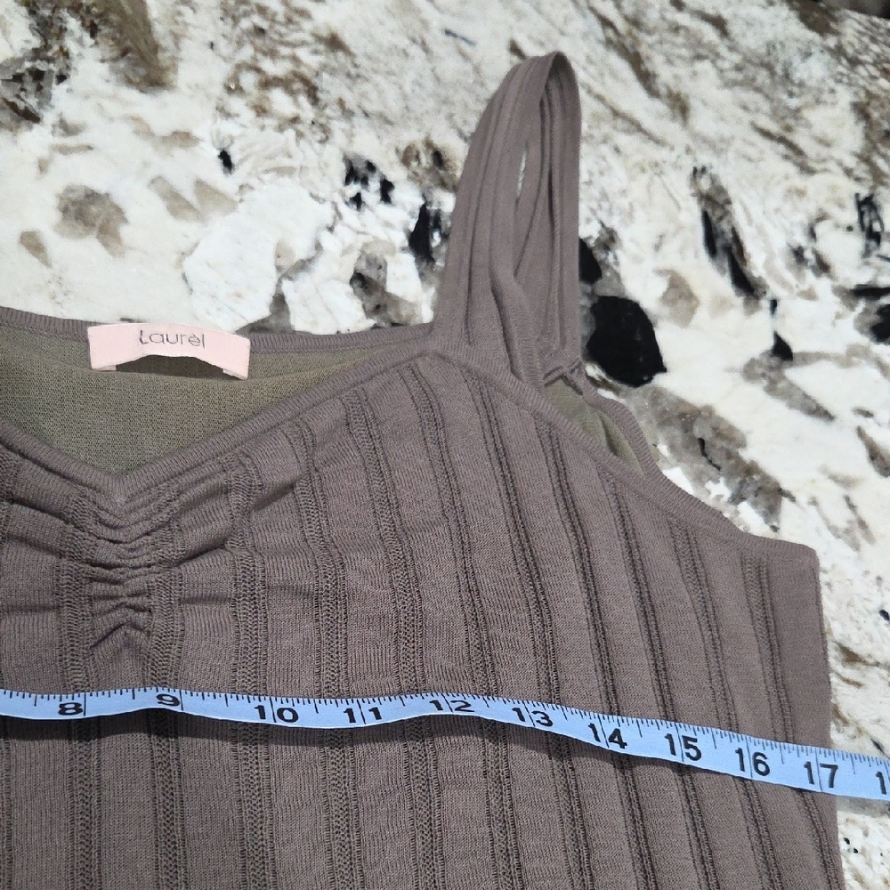 Laurèl Ribbed Asymmetrical Dress - Picture 5 of 10